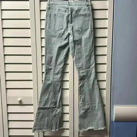 Chelsea & Violet Flare Jeans Size 26 - Picture 2 of 3